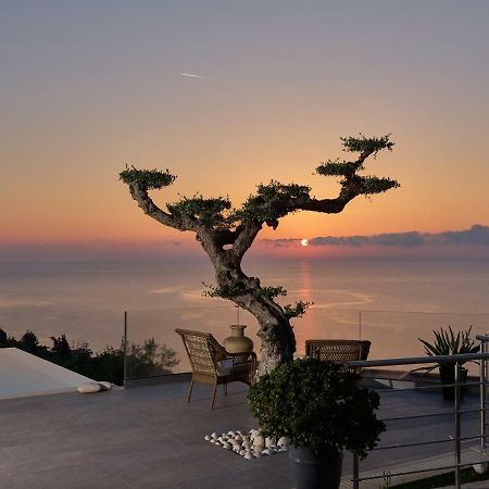Golden July Luxury Villa Akrotiri  외부 사진