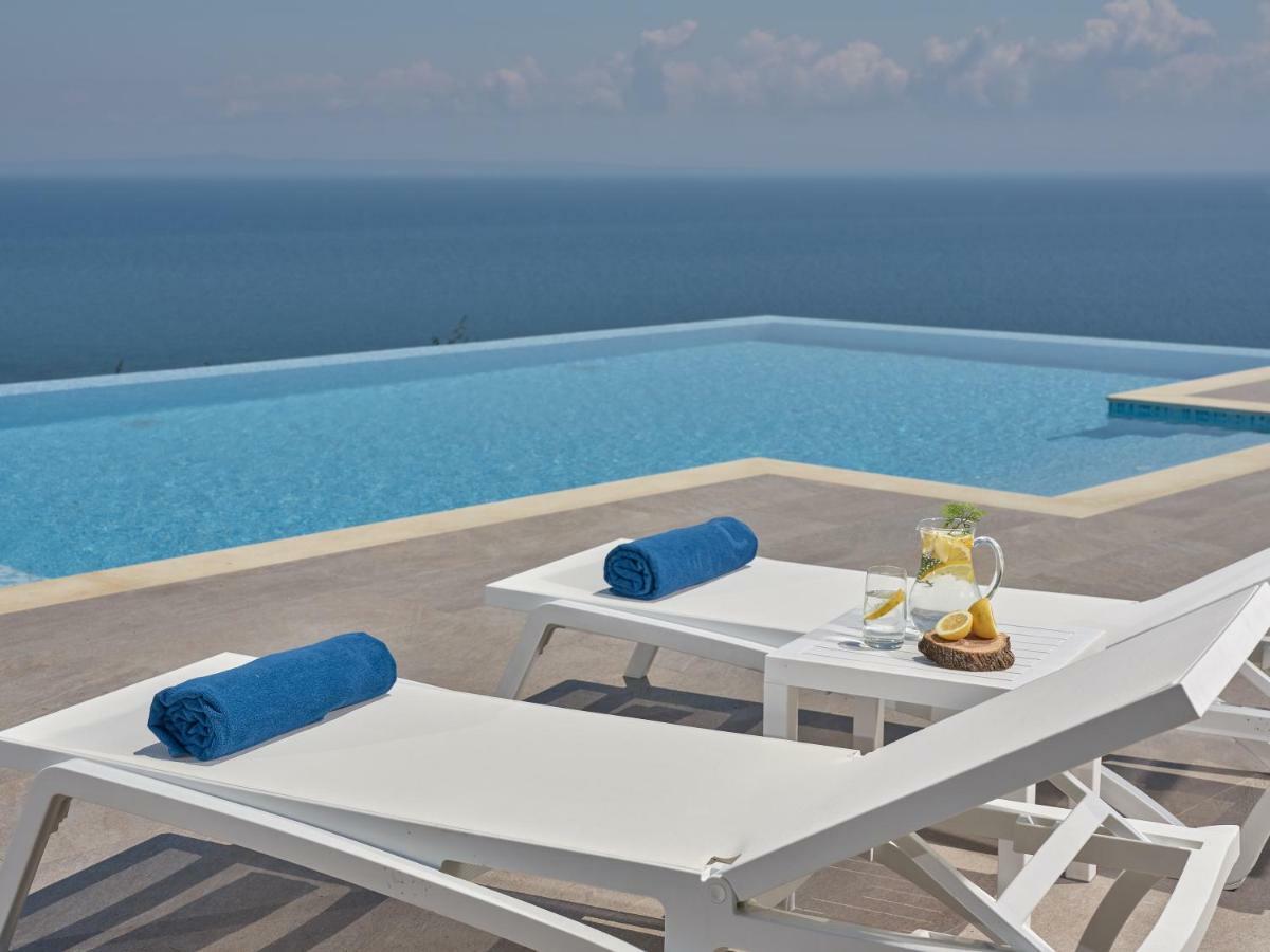 Golden July Luxury Villa Akrotiri  외부 사진