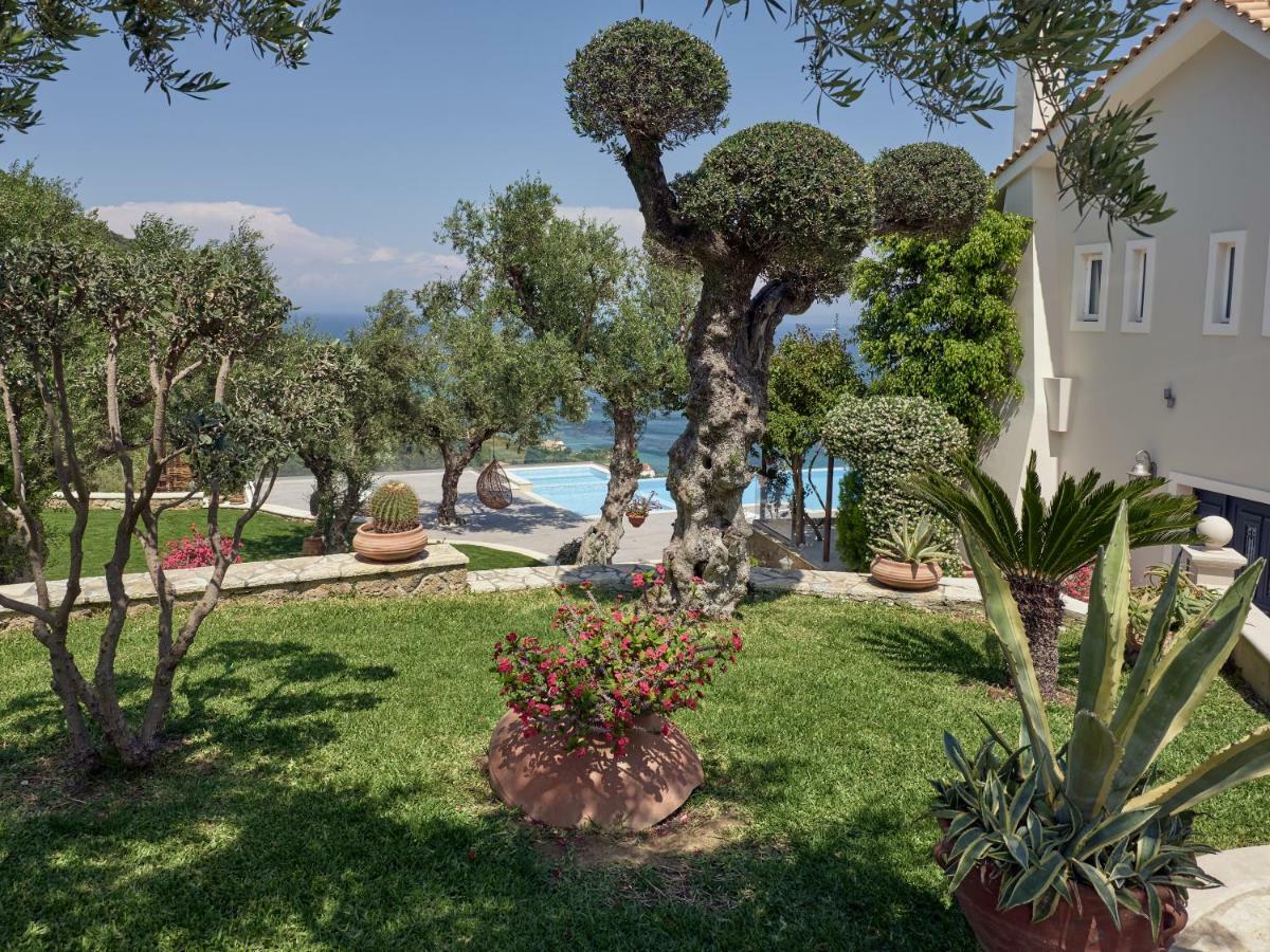 Golden July Luxury Villa Akrotiri  외부 사진